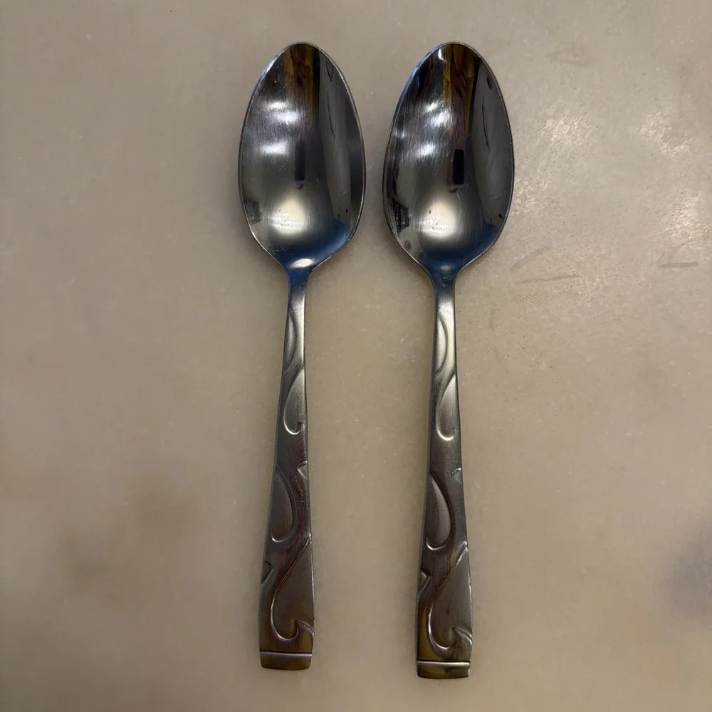 Set of 2 Oneida 